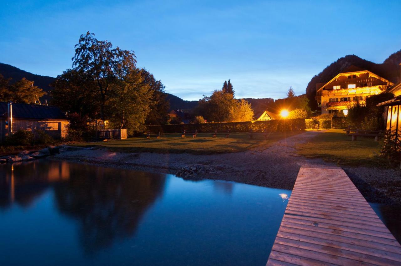 Hotel Garni Wenglhof Sankt Gilgen Esterno foto